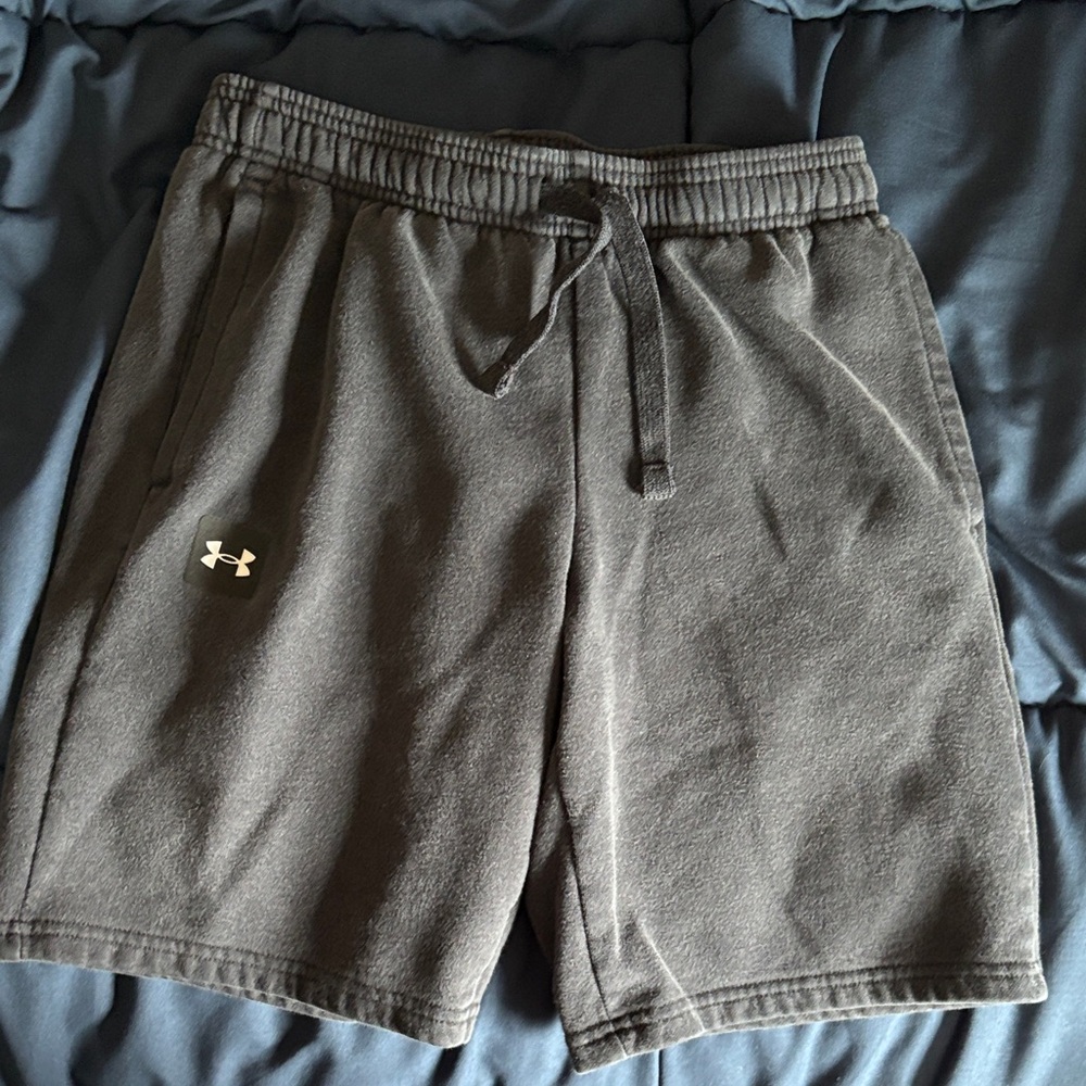 Under Armour Men's Black Athletic Shorts